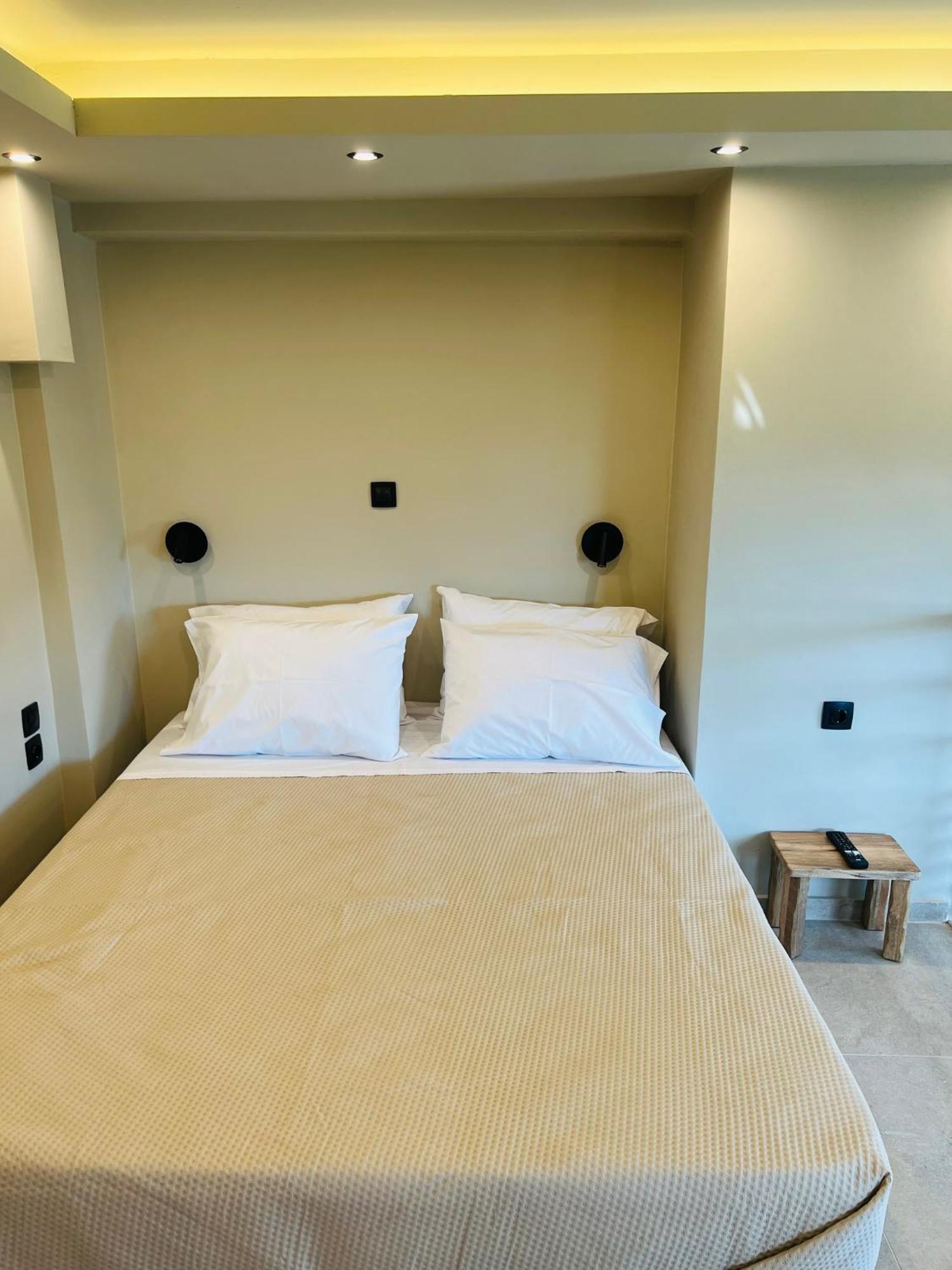 Athilia Aparthotel Nikiána Eksteriør bilde